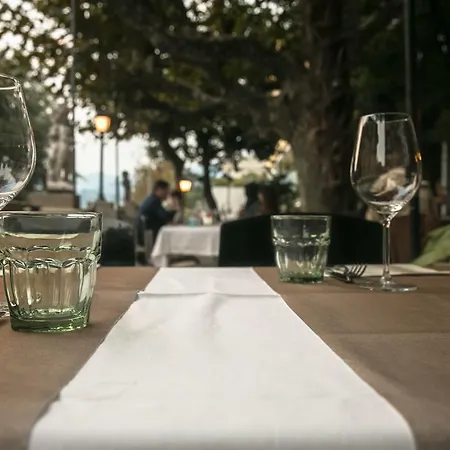 فندق فايرنز لوغانو