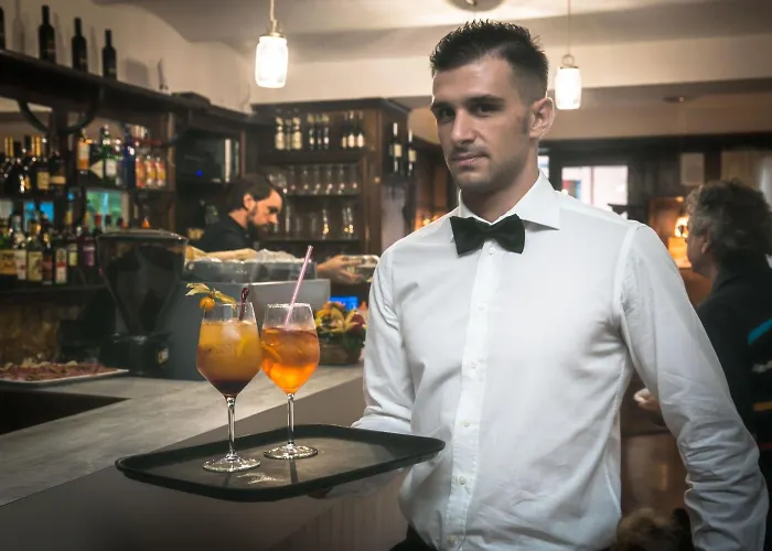 卢加诺佛伦西酒店